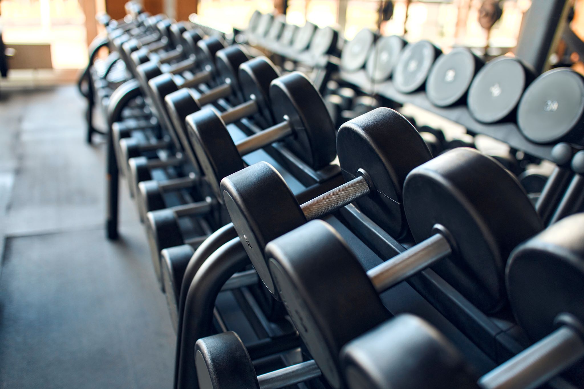 Detta kort är ett årskort som debiteras månadsvis där du kan träna enligt gymmets fulla öppettider. (Se hemsidan för detaljer om öppettider)